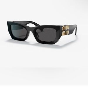 Black Designer Sunglasses
